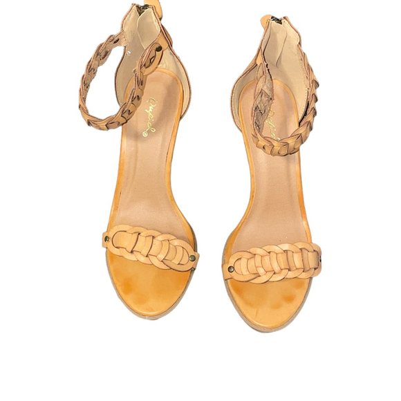 Qupid Chunky Heels, Size 7 - Picture 4 of 7